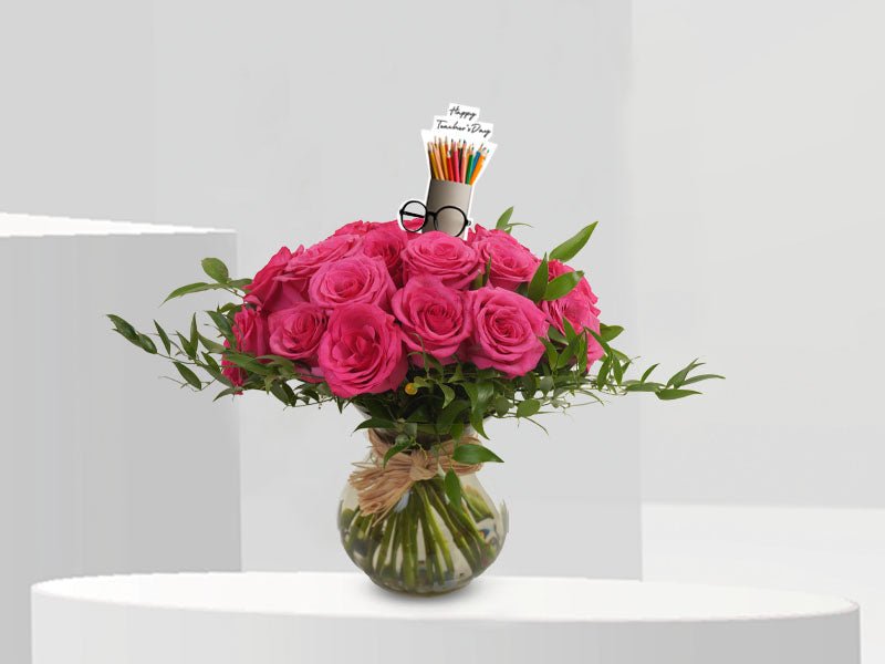 Fuchsia Radiance - 15502 - Buy Vase Arrangement in Qatar | 24 Hour Flower