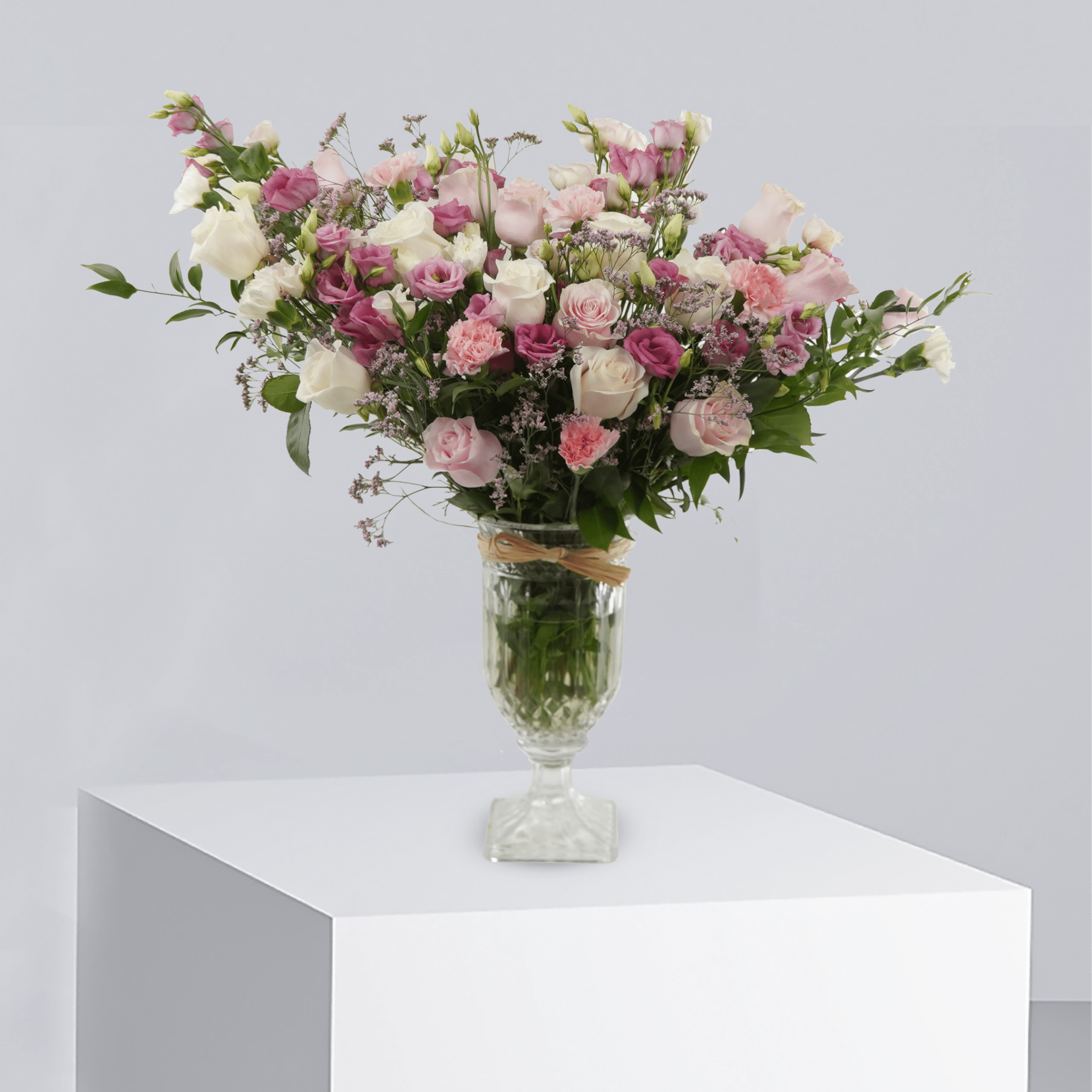 Parisian Splendor - B4086 - Buy Bouquet in Qatar | 24 Hour Flower