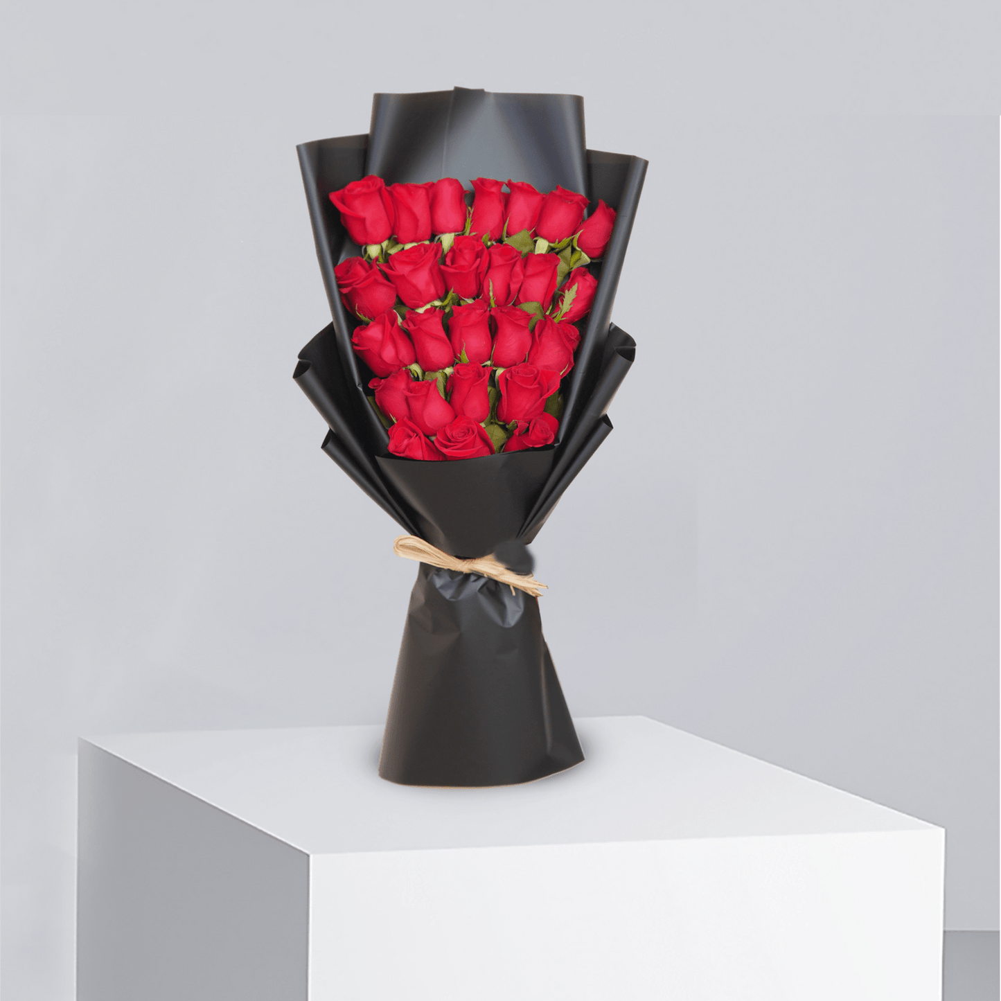 Passionate Noir - Buy Bouquet in Qatar | 24 Hour Flower