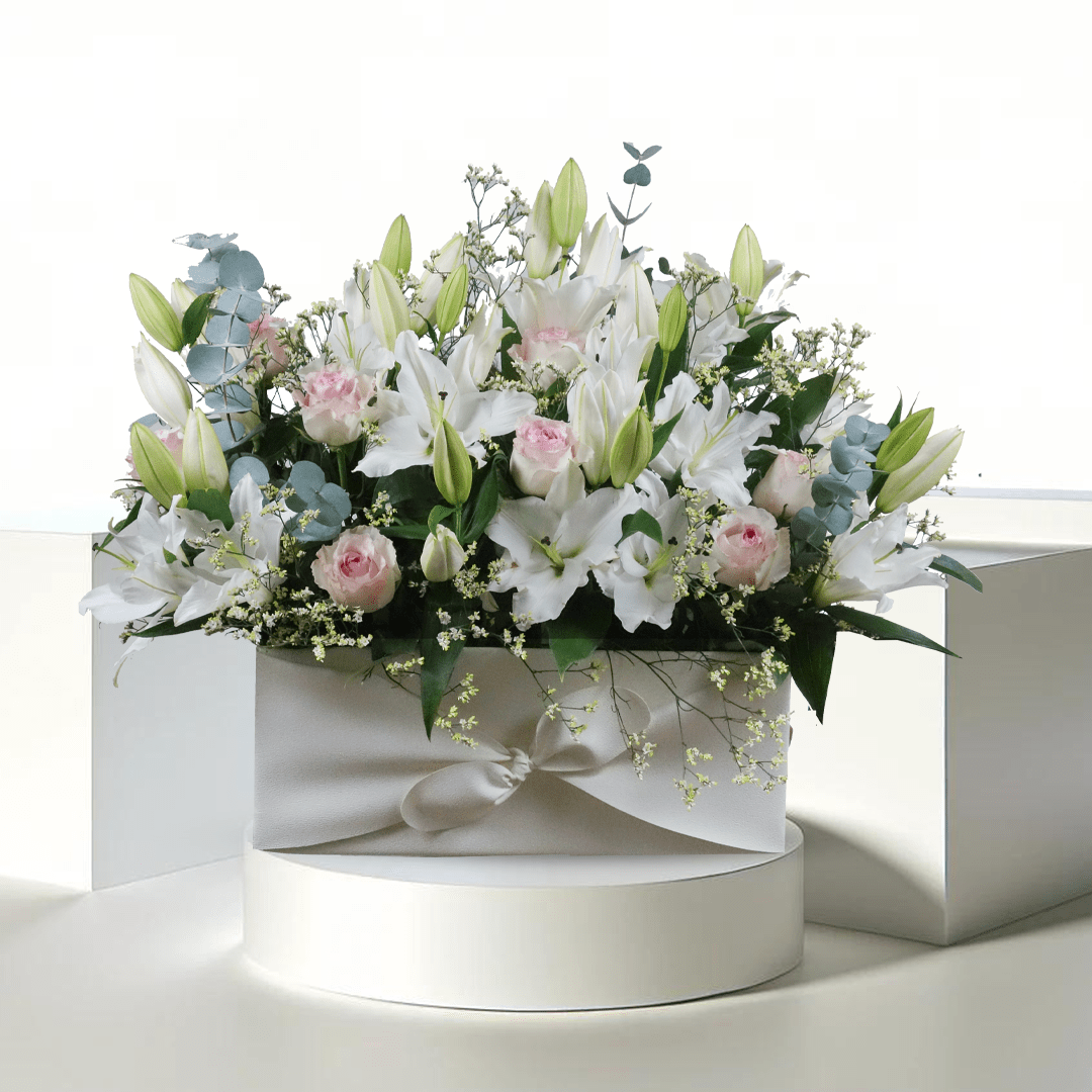 Timeless Grace - Buy 24HF BOX in Qatar | 24 Hour Flower