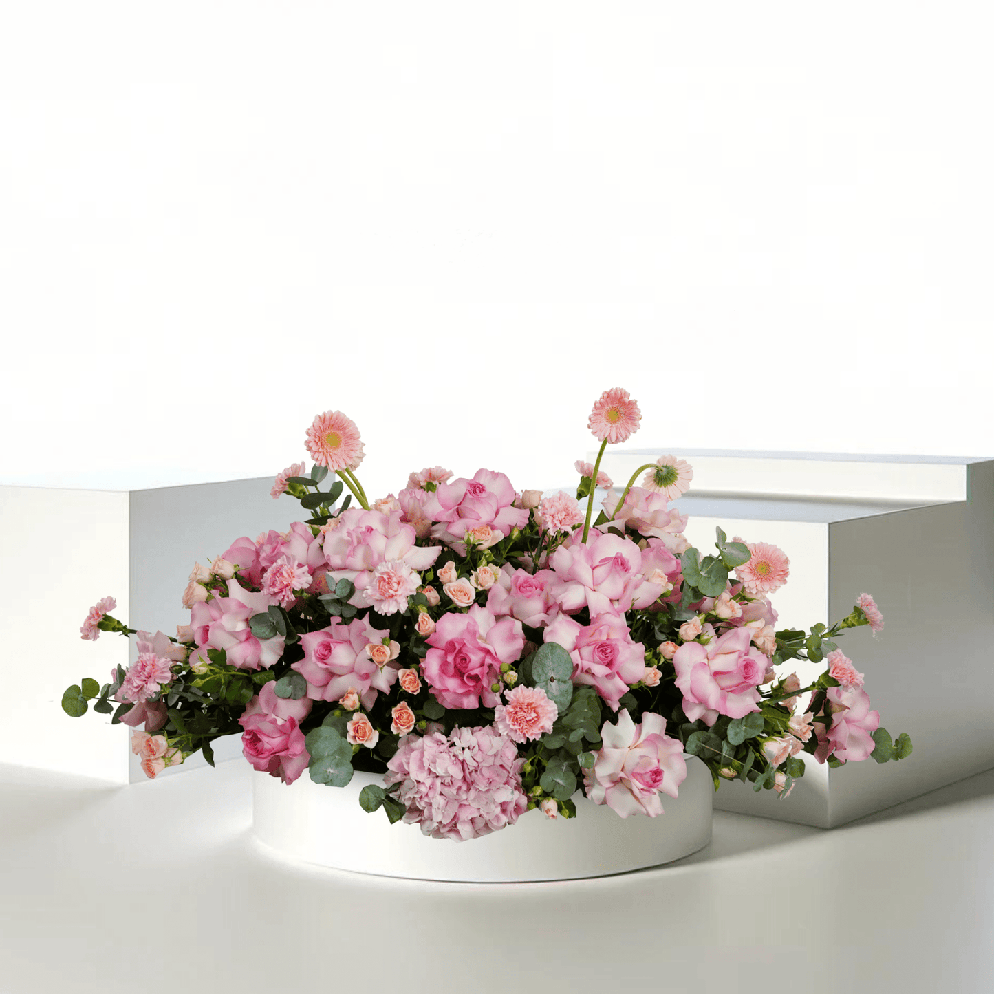 Dolce Grazia - Buy in Qatar | 24 Hour Flower