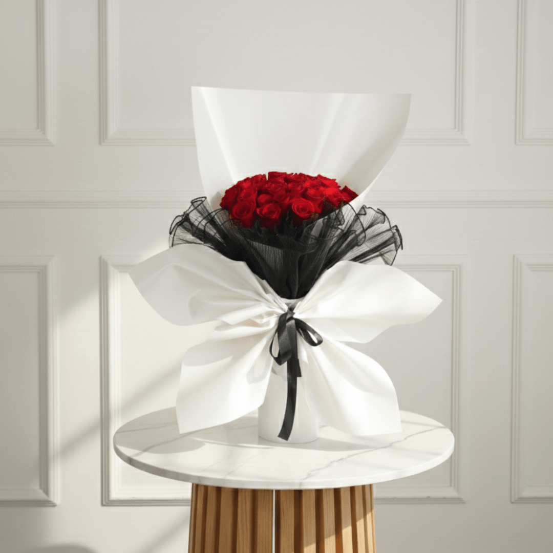 Infini Rouge - THF1090 - Buy in Qatar | 24 Hour Flower