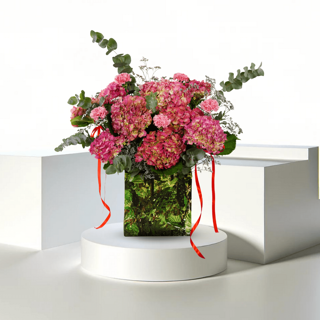 Velvet Hydrangea Dream - Buy in Qatar | 24 Hour Flower